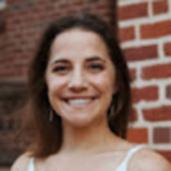 Meet your Posher, Elise - Picture 1 of 1